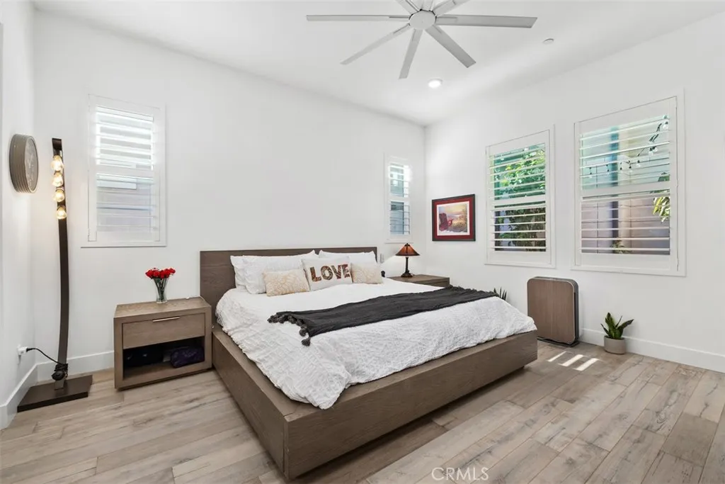 Irvine, California 92618, United States, 3 Bedrooms Bedrooms, ,2 BathroomsBathrooms,Residential,Active,227320