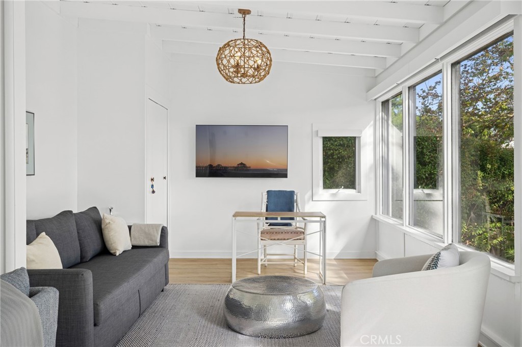 Corona del Mar North of PCH (CNHW) - Residential Lease