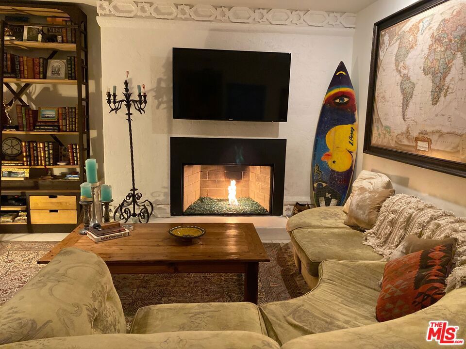 2116 3rd Street