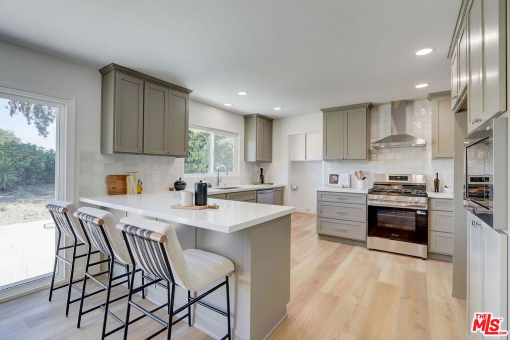 476 Jeanne Court