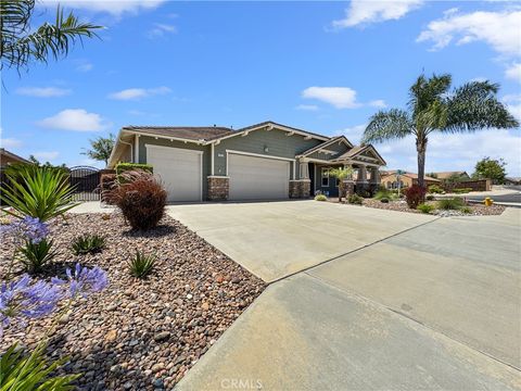 Tiny photo for 2025 James Gaynor Street, Fallbrook, CA 92028 (MLS # SW26048185)