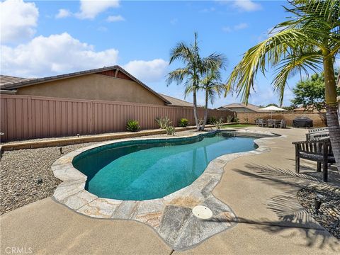 Tiny photo for 2025 James Gaynor Street, Fallbrook, CA 92028 (MLS # SW26048185)