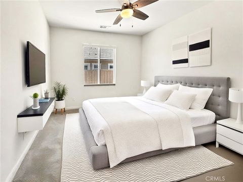 Tiny photo for 2025 James Gaynor Street, Fallbrook, CA 92028 (MLS # SW26048185)