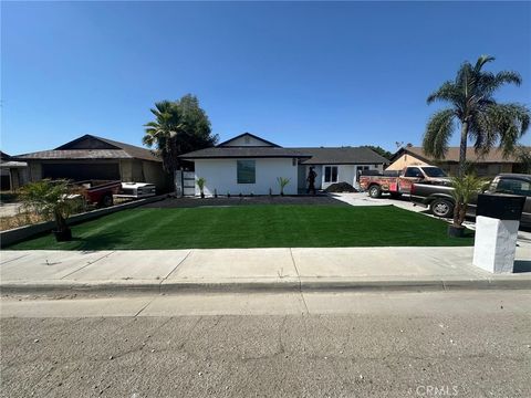 Photo of 2014 Iris Way, Hemet, CA 92545 (MLS # IV26054902)