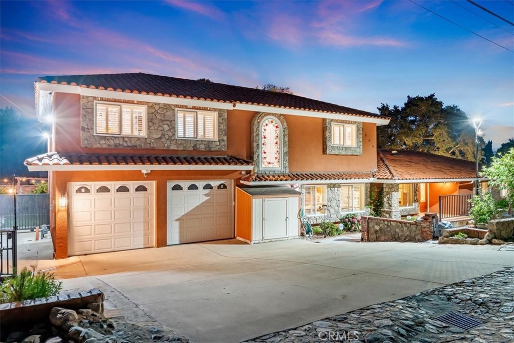 1008 Alamosa Drive