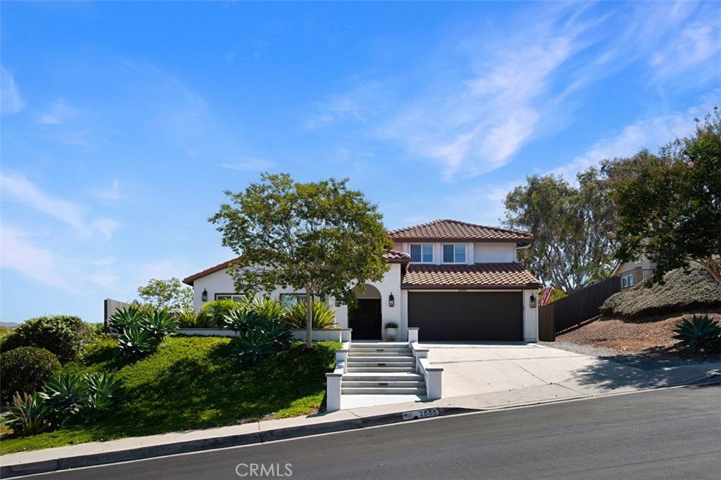 2886 Calle Heraldo