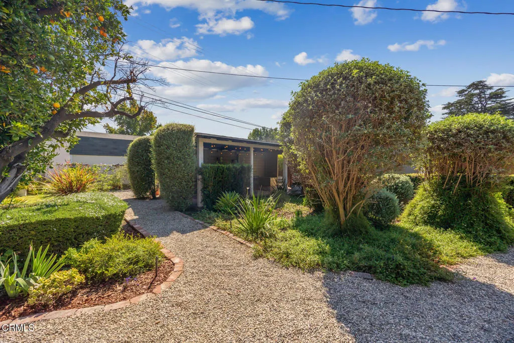 San Gabriel, California 91775, United States, 3 Bedrooms Bedrooms, ,2 BathroomsBathrooms,Residential,Pending,216785