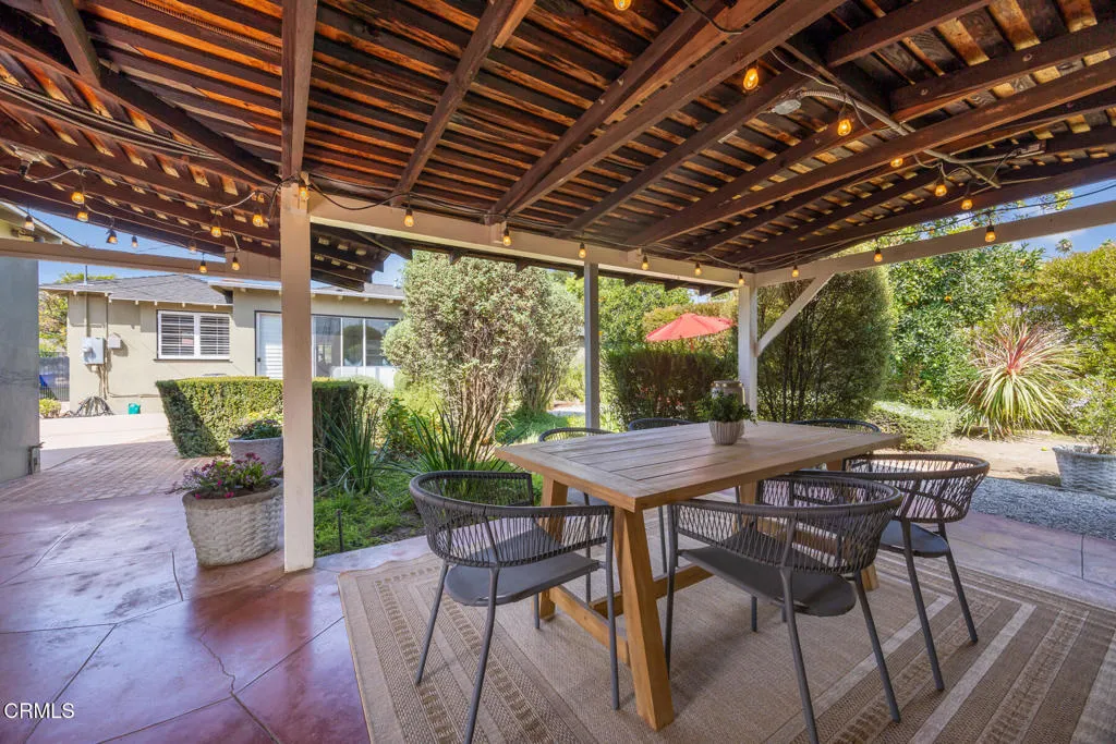 San Gabriel, California 91775, United States, 3 Bedrooms Bedrooms, ,2 BathroomsBathrooms,Residential,Pending,216785