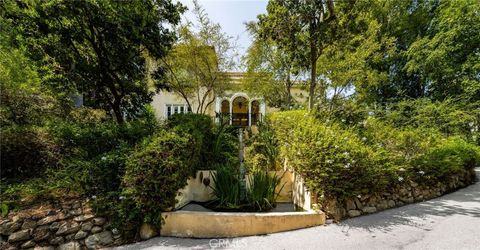 2027 N Highland Avenue Los Angeles CA 90068