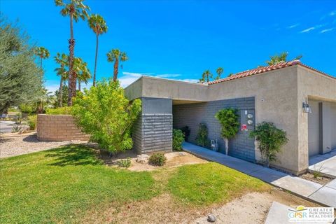 Photo of 1291 S Sunflower Circle, Palm Springs, CA 92262 (MLS # 26742311PS)
