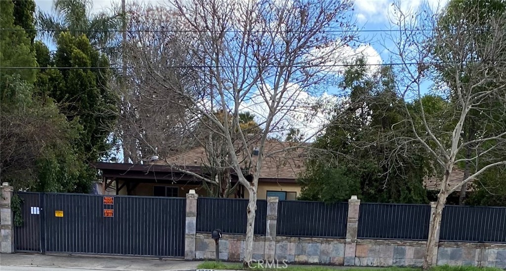 19222 Roscoe Boulevard