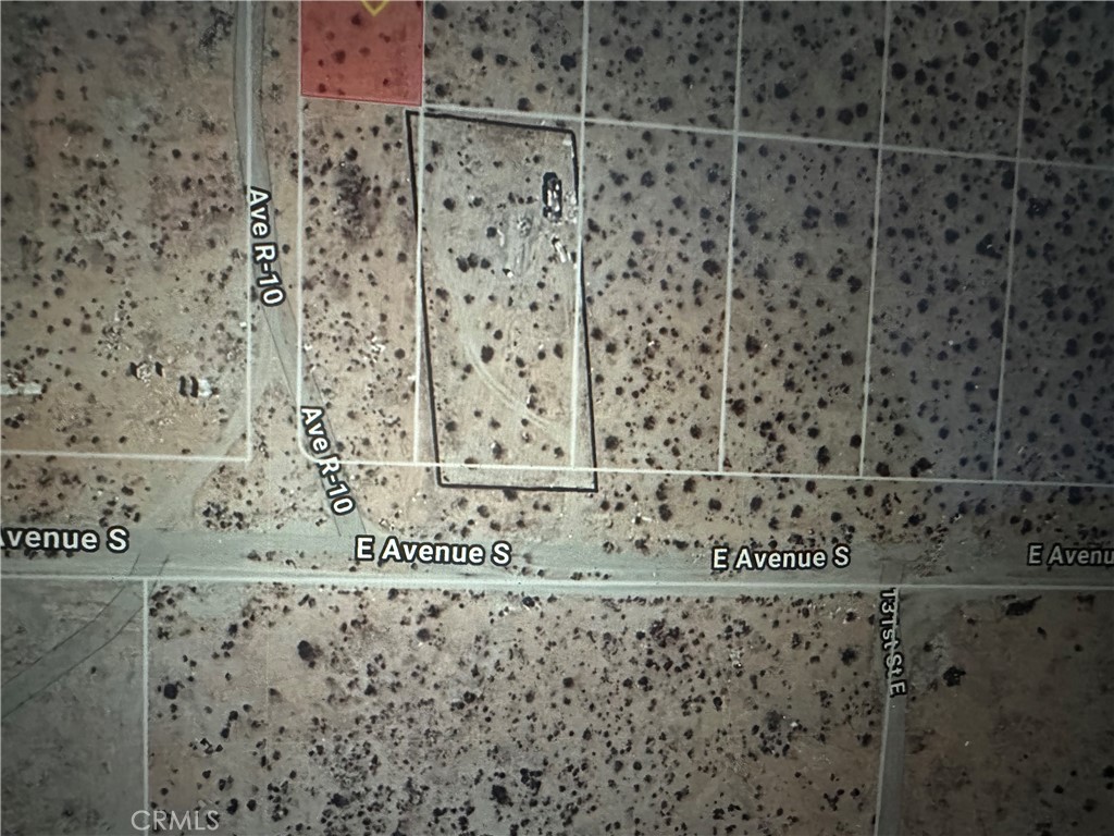Incredible opportunity to own a spacious .67-acre lot in the heart of Sun Village! This flat, buildable parcel offers the perfect canvas for your dream home, ranch setup, or next investment. Located on a quiet street with easy access to nearby schools, shopping, and major roads, this property combines the peace of rural living with the convenience of city amenities just minutes away. With utilities nearby and residential zoning, the possibilities are endless. Whether you're a builder, investor, or buyer ready to create your ideal lifestyle, this land is priced to sell and won't last long. Act now and secure your spot in the growing Antelope Valley!