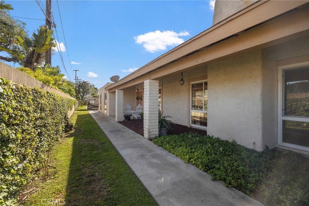 10542 Carol Lane