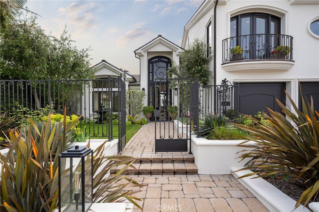 1509 Sandcastle Drive, Corona Del Mar CA 92625 - Photo 18
