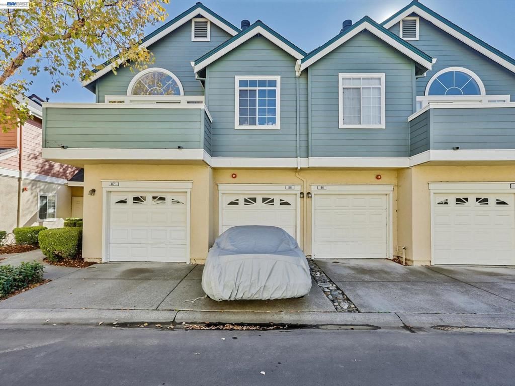 Photo of 88 Manchester Drive, Fairfield, CA 94533 (MLS # 41131232)