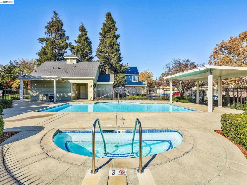 88 Manchester Drive