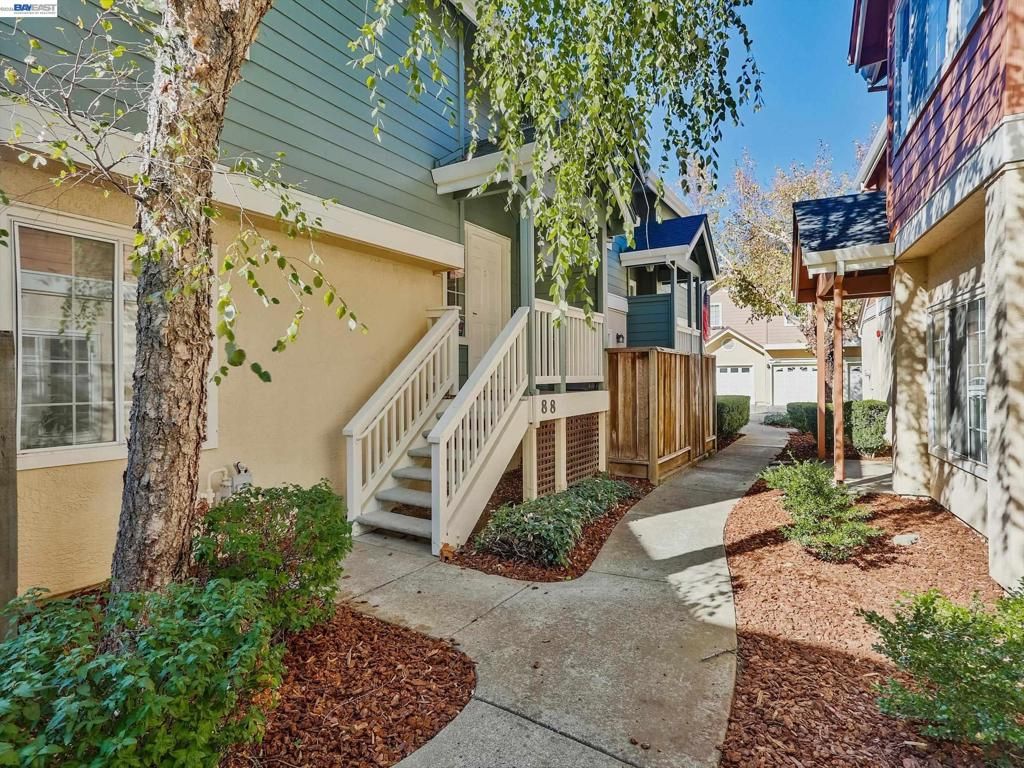 Photo of 88 Manchester Drive, Fairfield, CA 94533 (MLS # 41131232)