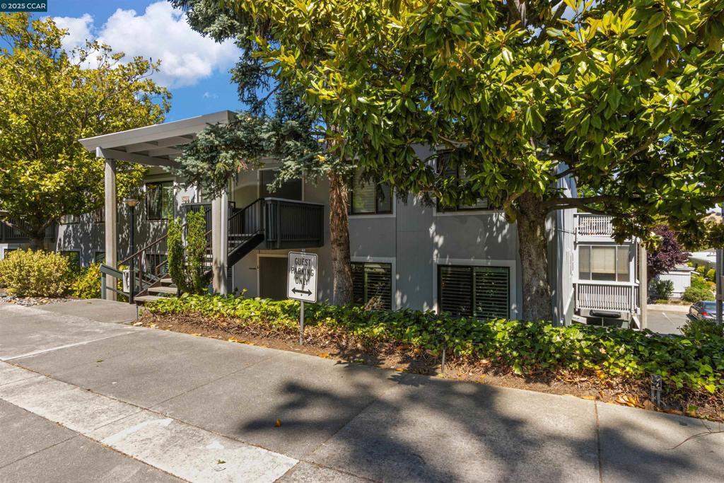 Properties 1 2400 Pine Knoll Dr 12