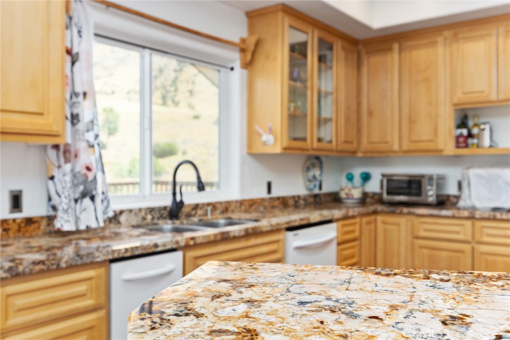 Properties 4 27 Cannel Creek Road