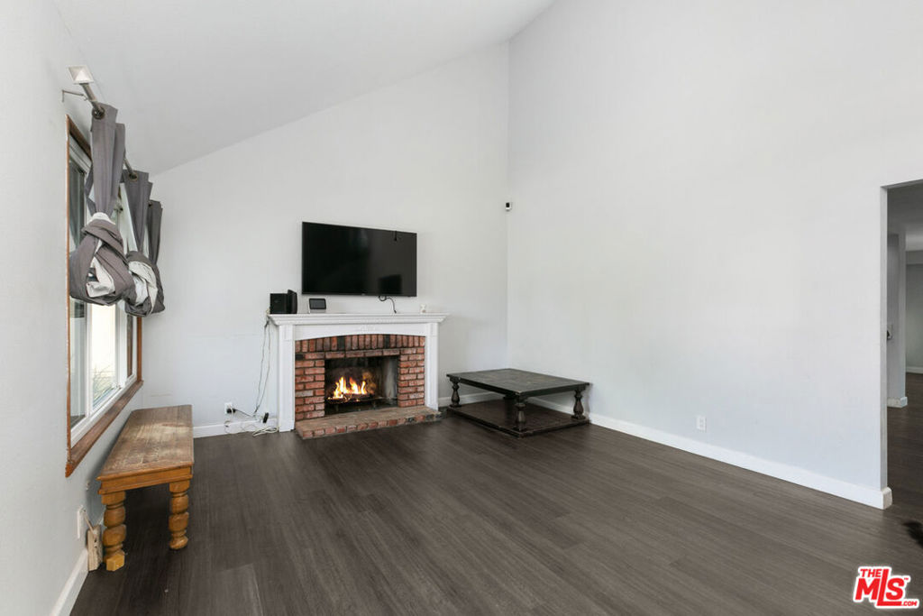 6703 Poinsettia Court