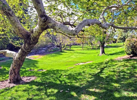 MLS: OC26222535
