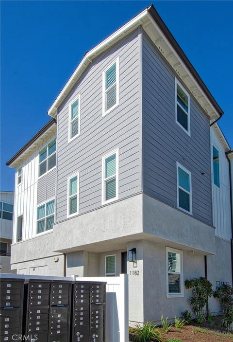 Photo of 1182 Winslow Lane, Newport Beach, CA 92660 (MLS # NP26160880)