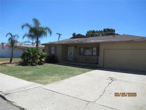 Photo of 410 Virginia DR, San Jacinto, CA 92583 (MLS # SW26100189)
