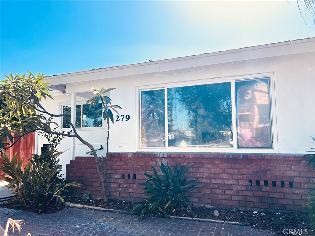 279 N 11th