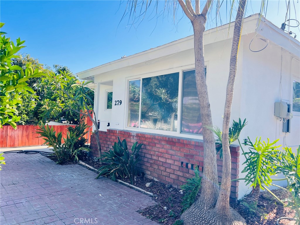 279 N 11th