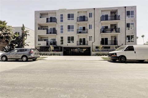 Photo of 14810 Delano Street #406, Van Nuys, CA 91411 (MLS # GD26106922)