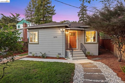 Photo of 3292 Jordan Rd Rd, Oakland, CA 94602 (MLS # 41127888)