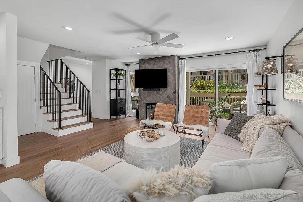 353 S. Sierrra Ave. 195