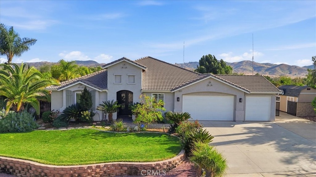 19247 Mountain Shadow Lane