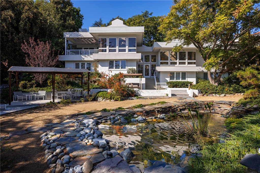31561 Peppertree Bend