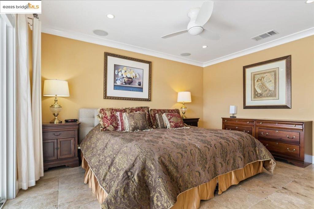 DEEP WATER - Residential