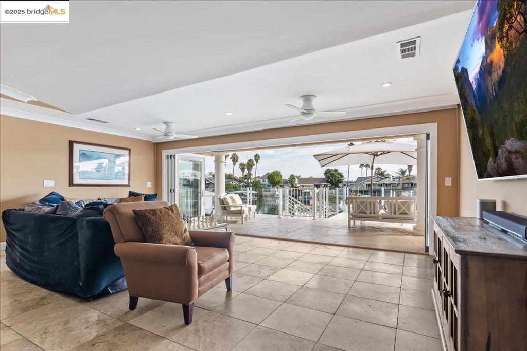 DEEP WATER - Residential