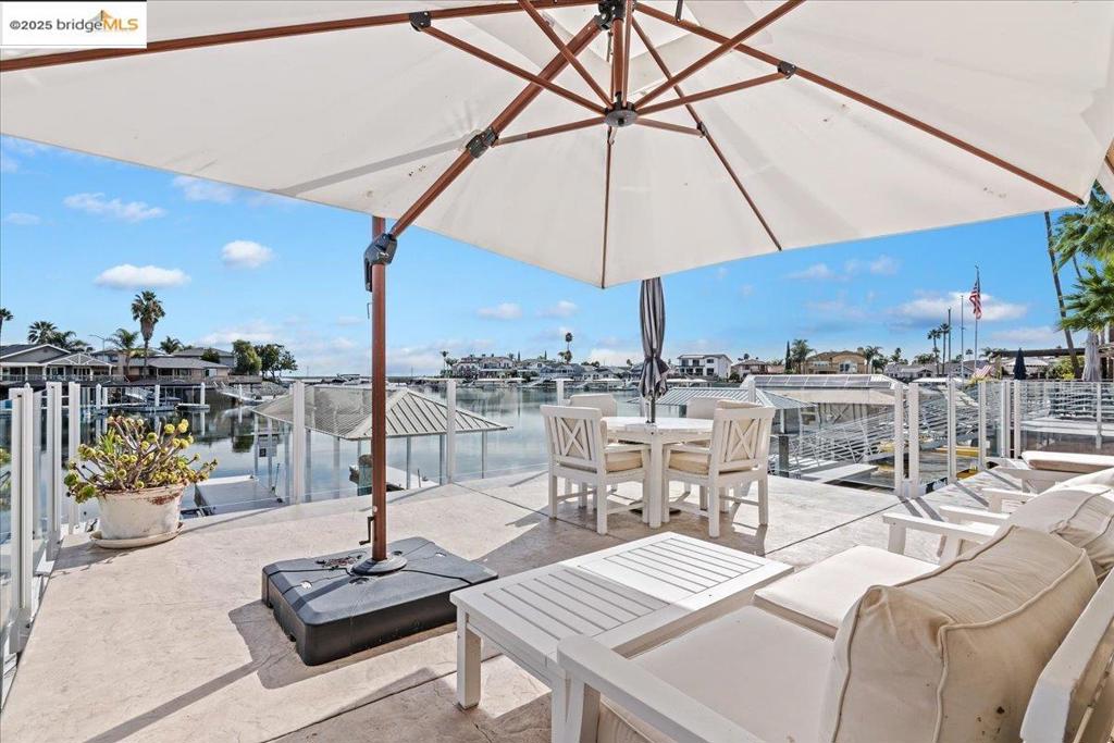 DEEP WATER - Residential