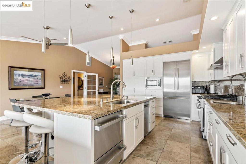 DEEP WATER - Residential