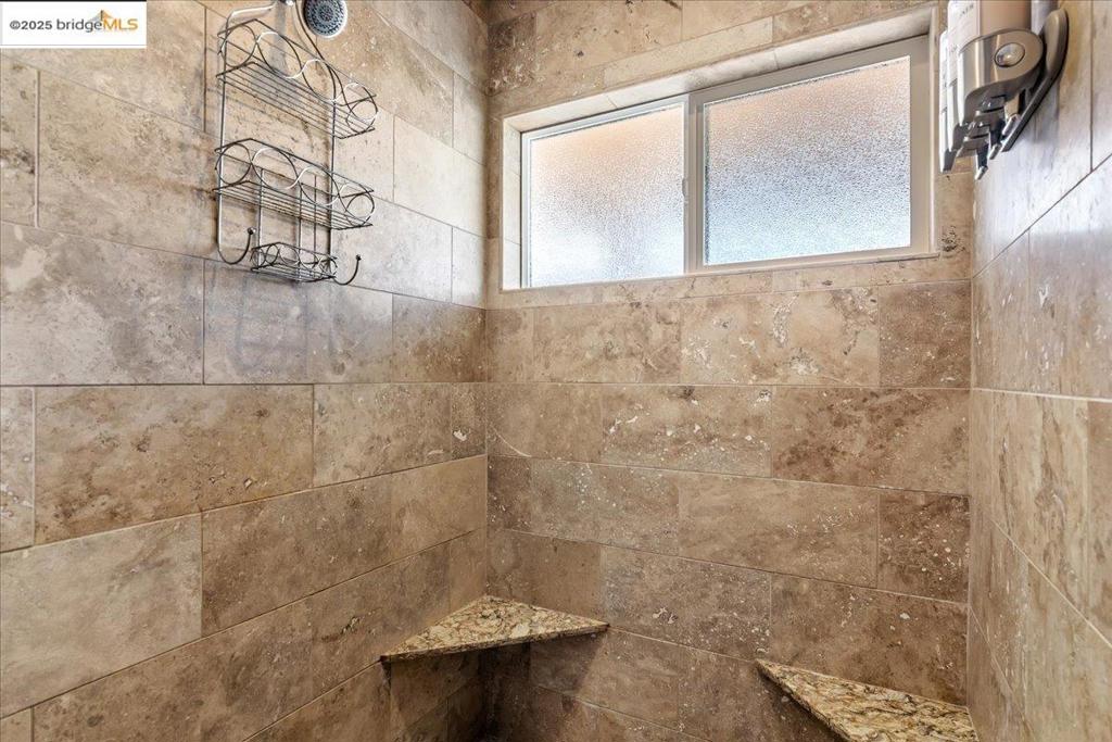 DEEP WATER - Residential