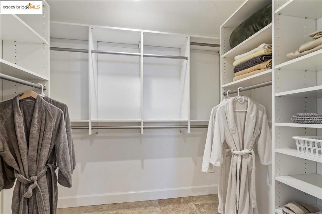 DEEP WATER - Residential