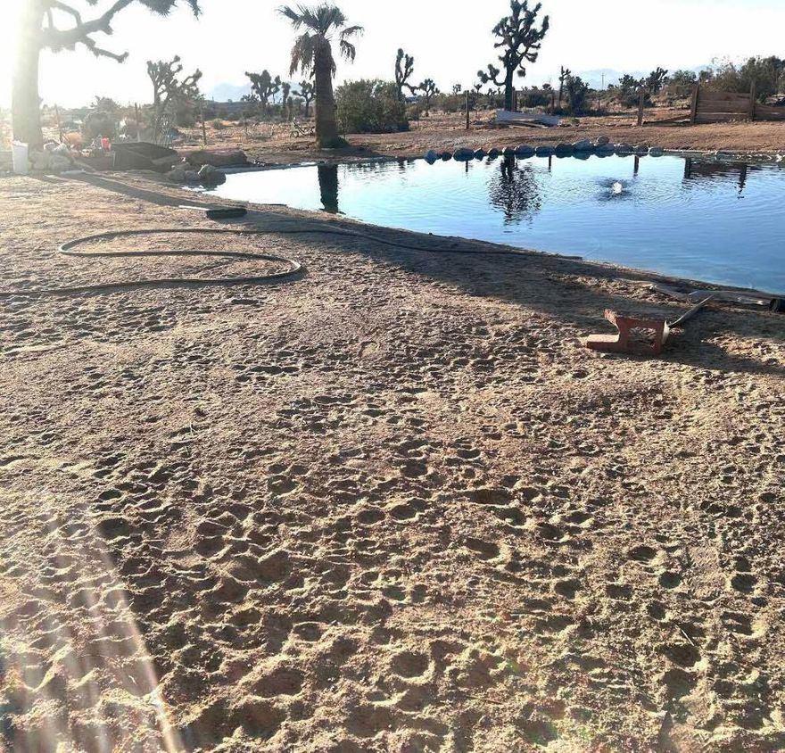 PICTURE FOR SHOW CAN ADD WATER BACK5 acres near 29 Palm base