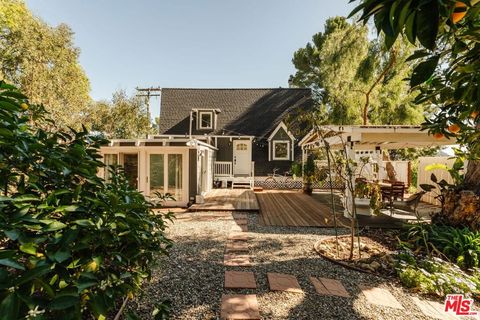 Photo of 21316 Hillside Drive, Topanga, CA 90290 (MLS # 26841563)