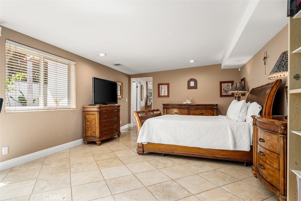 327 Santa Isabel, Newport Beach CA 92660 - Photo 14