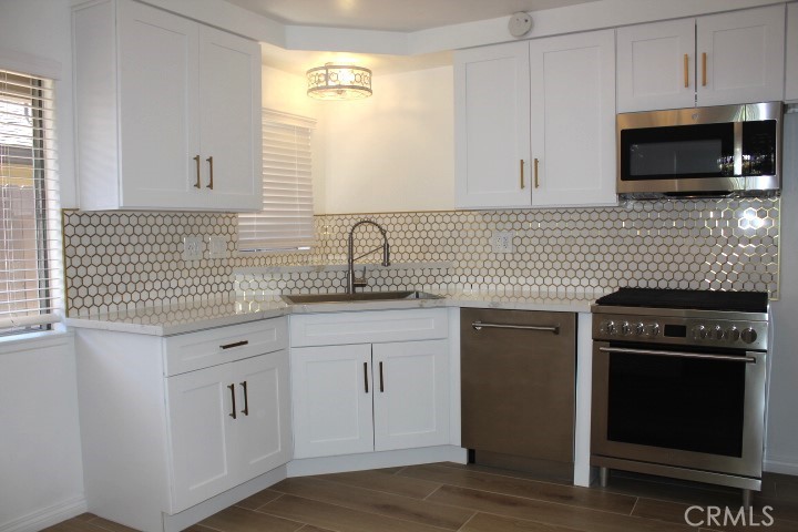 1671 W Cindy Lane B
