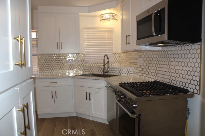 1671 W Cindy Lane B
