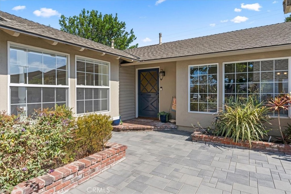 2732 Mainway