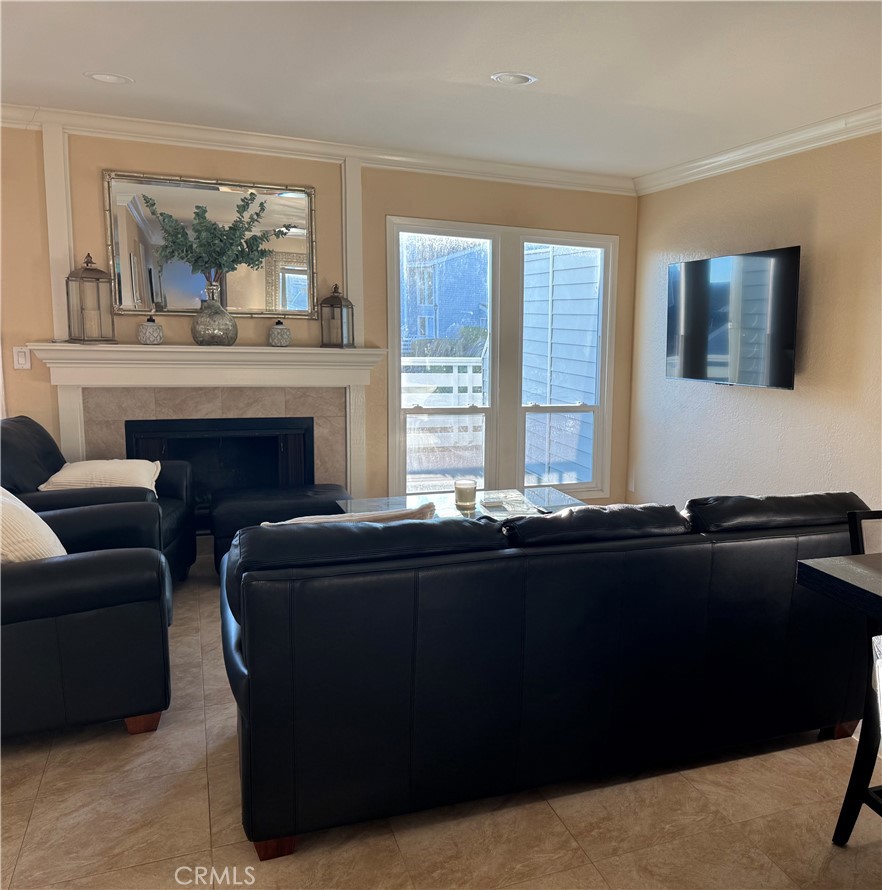 Dana Vista (DV) - Residential Lease