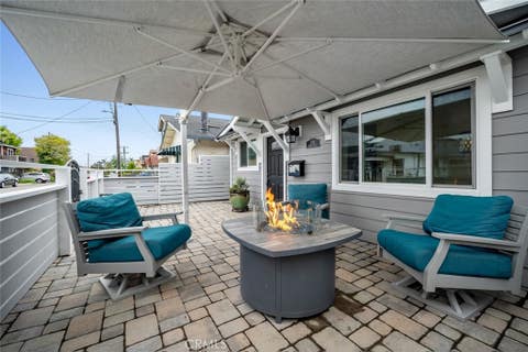 Tiny photo for 214 Boeker Avenue, Pismo Beach, CA 93449 (MLS # SC26129975)