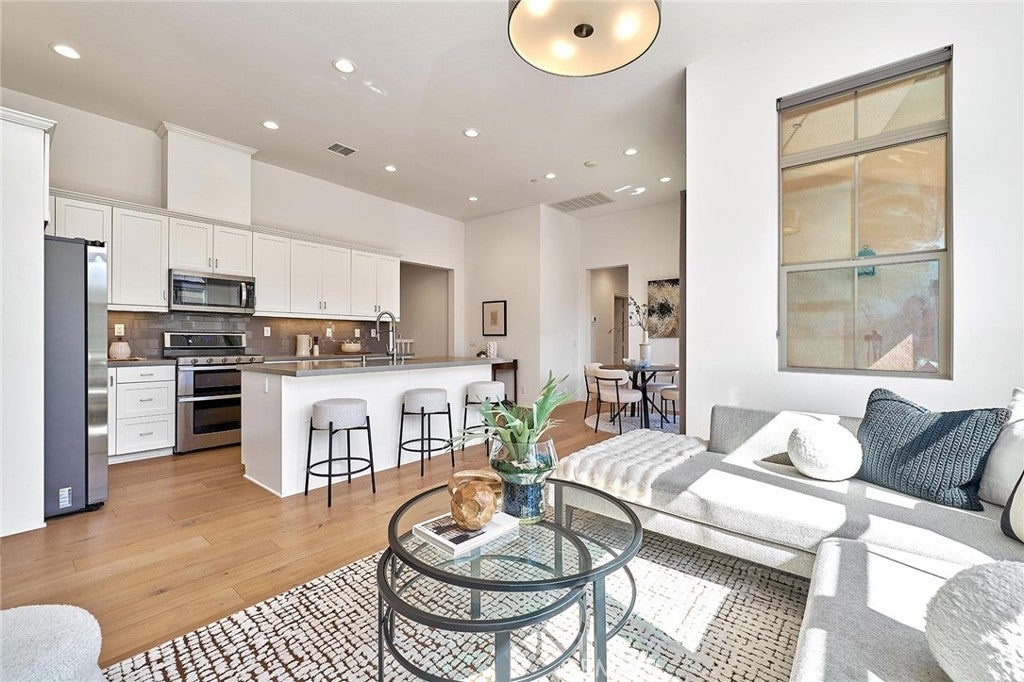112 Parkwood