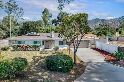 Photo of 237 W Loma Alta Dr, Altadena, CA 91001 (MLS # WS26083270)